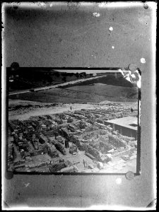 (Photographie de fouilles) - Fonds Berthelé - 49Fi1541