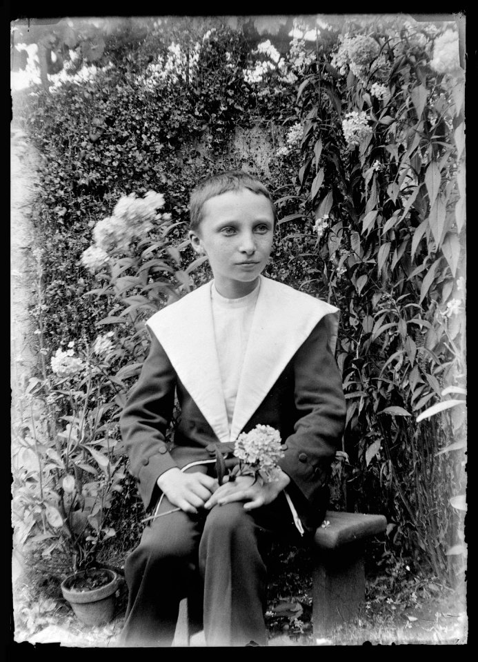 (Portrait d'un adolescent) - Fonds Berthelé - 49Fi1366
