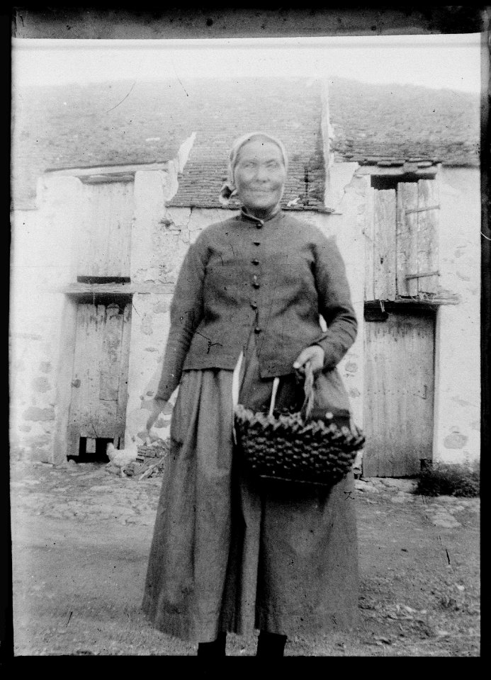(Portrait d'une femme âgée) - Fonds Berthelé - 49Fi1371