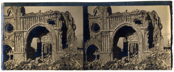 (Ruines d'une abbaye) - Fonds Berthelé - 49Fi1796