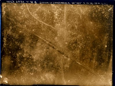 (Vue aérienne verticale de la station de Langemark en Belgique) - Fonds Berthelé - 49Fi1620