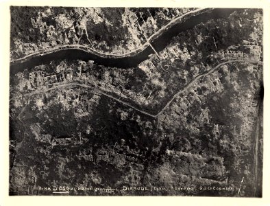 (Vue aérienne verticale prise à 1800m d'altitude de Dixmude en Belgique) - Fonds Berthelé - 49Fi1685