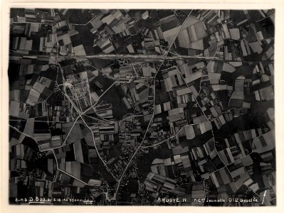 (Vue aérienne verticale prise à 5500m d'altitude d'Ardoye en Belgique) - Fonds Berthelé - 49Fi1676