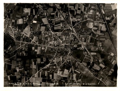 (Vue aérienne verticale prise à 5500m d'altitude de Rumbeke en Belgique) - Fonds Berthelé - 49Fi1667
