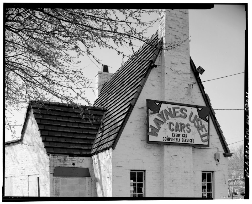 - Pure Oil Service Station, Intersection of U.S. 130 Northbound and Collingswood Circle. Southeast side of circle., Collingswood, Camden County, NJ HABS NJ,4-COLWO,2-10