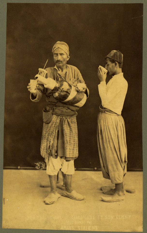 .. limonade et son client. Arabs Siriens - Dumas Ph LCCN2004671955