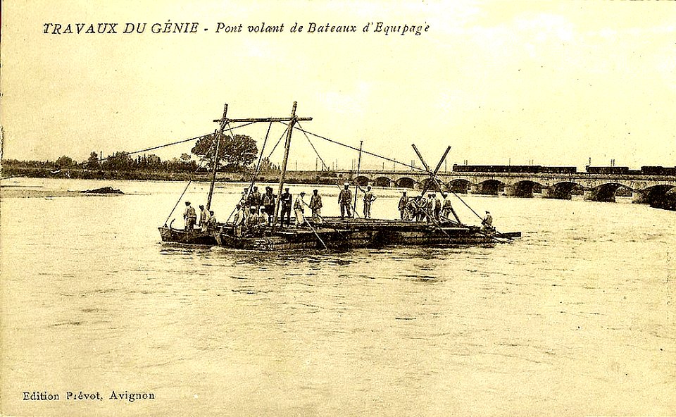 01 Avignon Pont volant de bateau