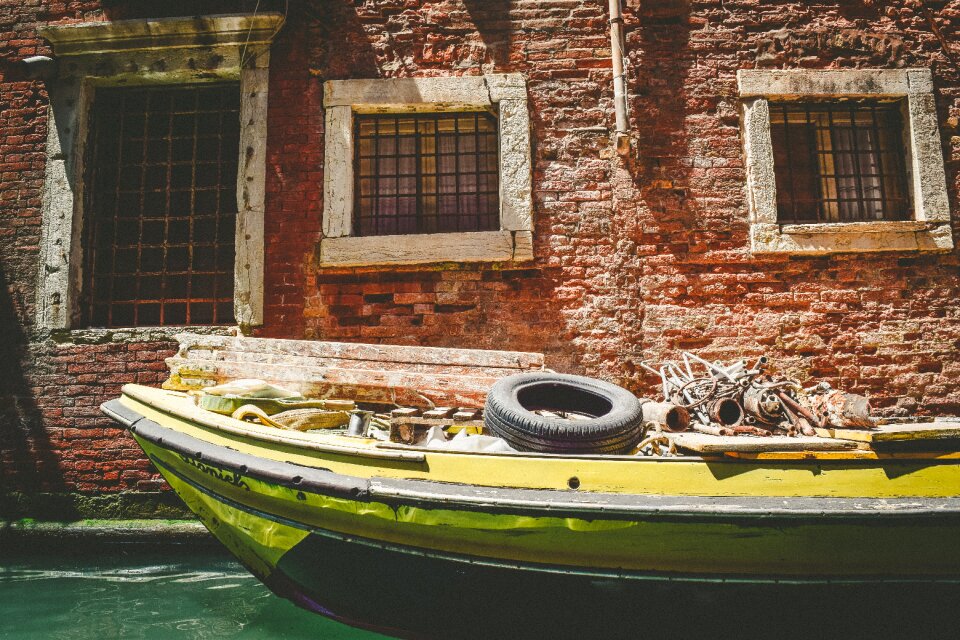 Sailing wheel material