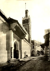 023 Tanger - Moschee auf der Hauptstraße