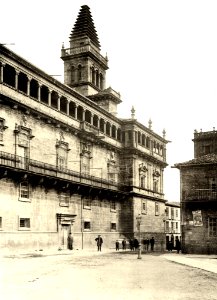 065 Santiago (da Compostela) Die Bibliothek und der Capitelsaal neben der Kathedrale photo