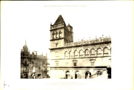 064 Santiago (da Compostela) Aeussere Fassade des Kreuzganges an der Kathedrale photo
