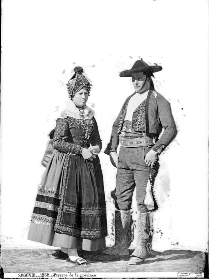 08-VN-00947 P --SEGOVIA (39590709411)