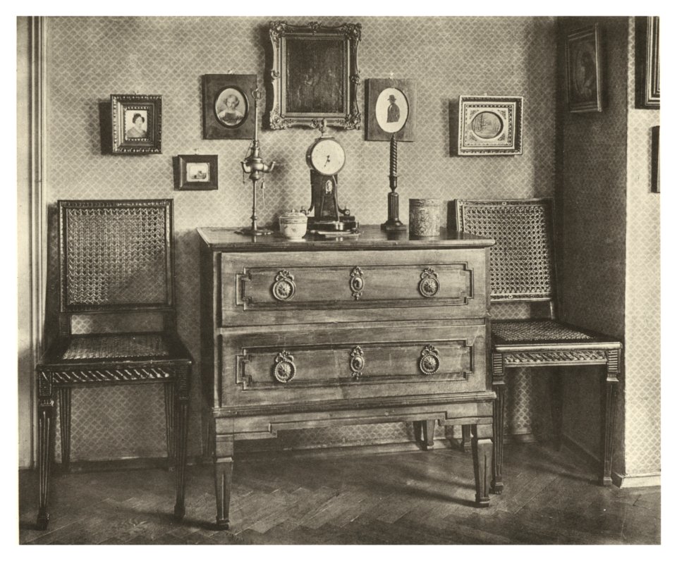 091 Josepinism Style Furniture