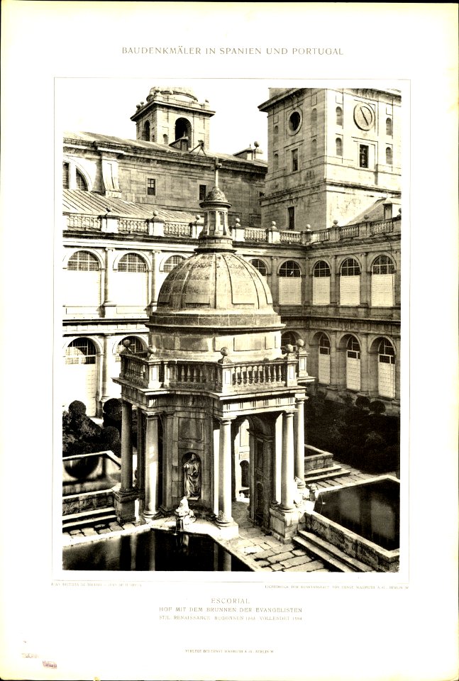 095 Escorial Innenhof mit dem Brunnen der Evangelisten
