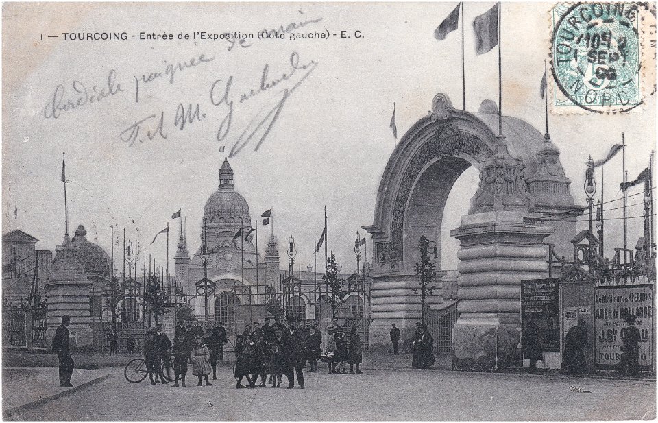 1 – Tourcoing - Entrée de l'Exposition (Côté gauche)