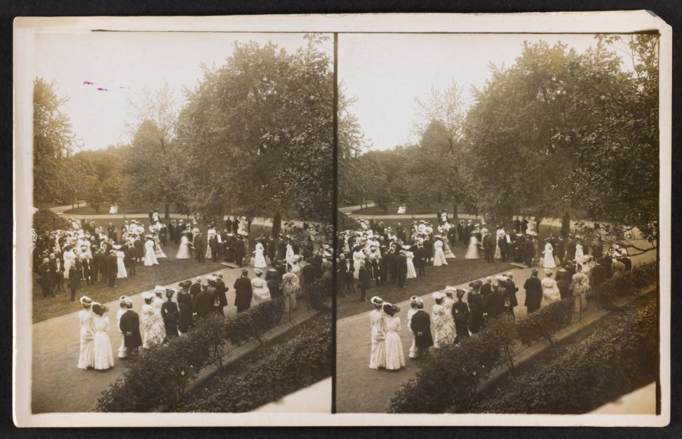 1) President Roosevelt greeting the visitors - lawn party on the White House grounds - Washington, D.C LCCN2013645466