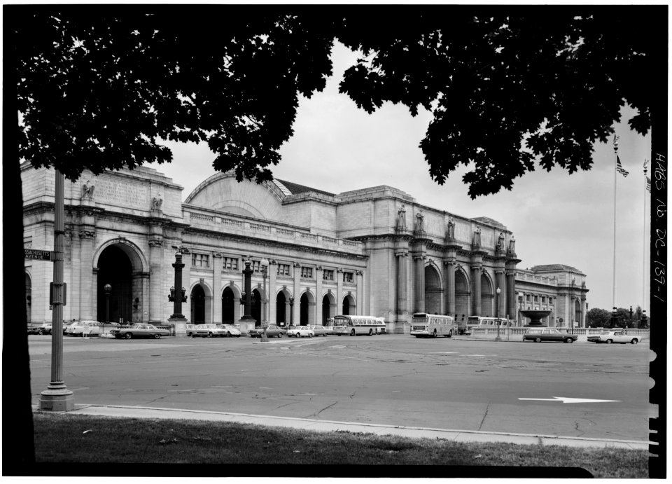 1 general view south front union station 1968 030010pu
