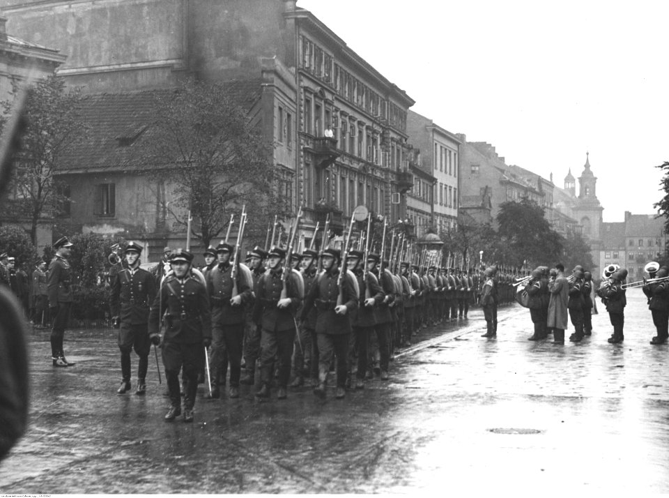 1-P-3380-2,SignaturePublicPhotographs,BattleOfWarsaw1920,NACofPoland