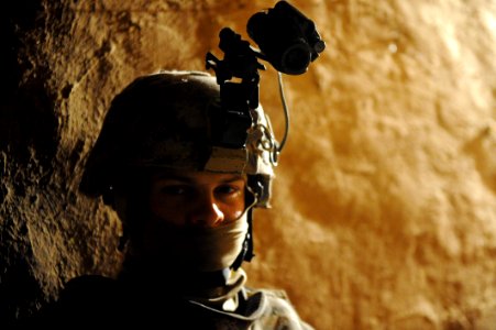 1-37 AR and Iraqi Police Team Up To Execute An Arrest Warrant DVIDS254913