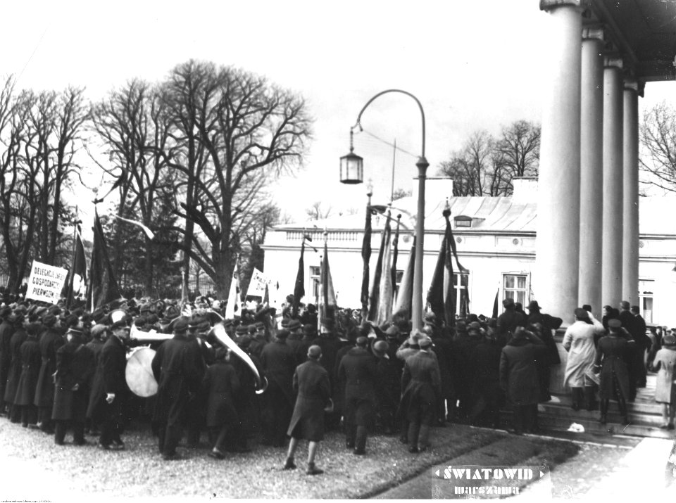 1-P-3362-1,SignaturePublicPhotographs,BattleOfWarsaw1920,NACofPoland