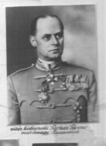 1. vitéz kisbarnaki Farkas Ferenc vezérőrnagy, parancsnok - Ludovika Akadémia