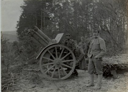 10 cm Geschütz der dritten Batterie des Feldhaubitzenregiments .25 (BildID 15442867)
