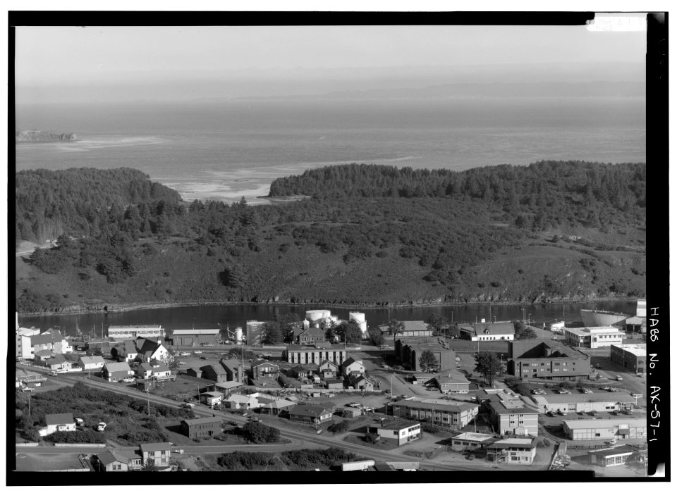 1. GENERAL VIEW OF TOWN, CHURCH IN FRONT OF TANKS IN CENTER - Holy Resurrection Russian Orthodox Church, Mission Road ^ - LOC - hhh.ak0264.photos.032824p
