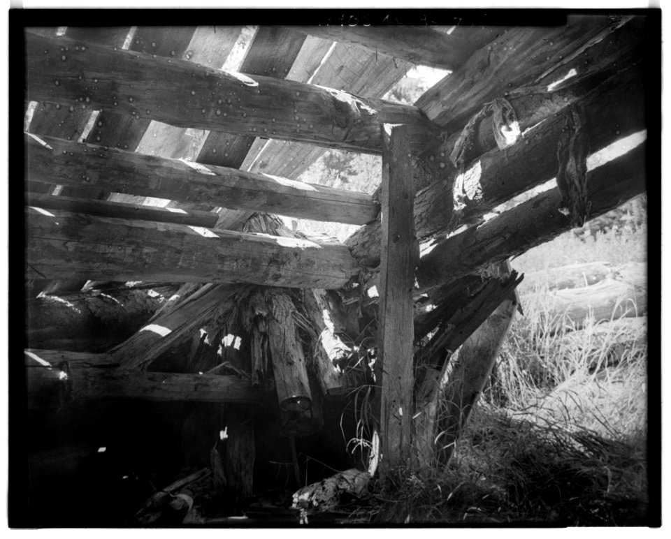 10. GARAGE (BUILDING A) INTERIOR, SHOWING DETAIL OF SOUTHWEST CORNER - Dalton Trail Post, Mile 40, Haines Highway, Hain - LOC - hhh.ak0001.photos.001399p