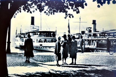 100 Jahre Dampfschiff 'Stadt Rapperswil' - Tag der offenen Dampfschiff-Türe am Bürkliplatz - Innenansicht - Historische Photographie Jungfernfahrt DS Rapperswil & Zürich - Alpenquai 2014-04-25 14-48-17