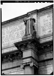 10. DETAIL, MAIN ENTRANCE PAVILION, TYPICAL COLUMN CAPITAL AND SCULPTURE - Union Station030019pv