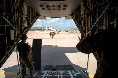 106th Rescue Wing provide rescue support to those effected by Hurrican Irma (36337064404)