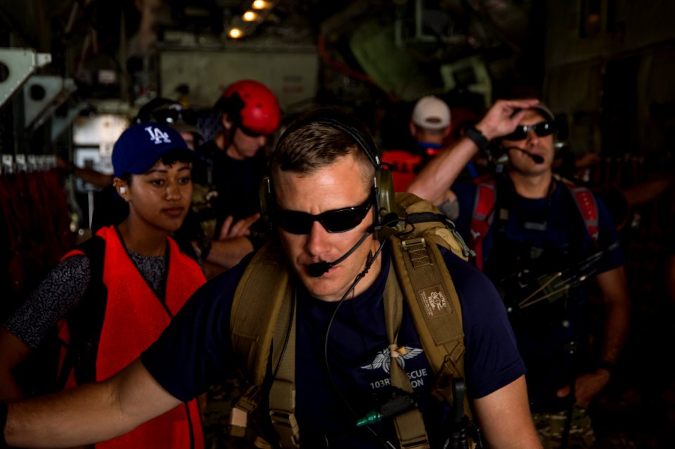 106th Rescue Wing provide rescue support to those effected by Hurrican Irma (36984114946)