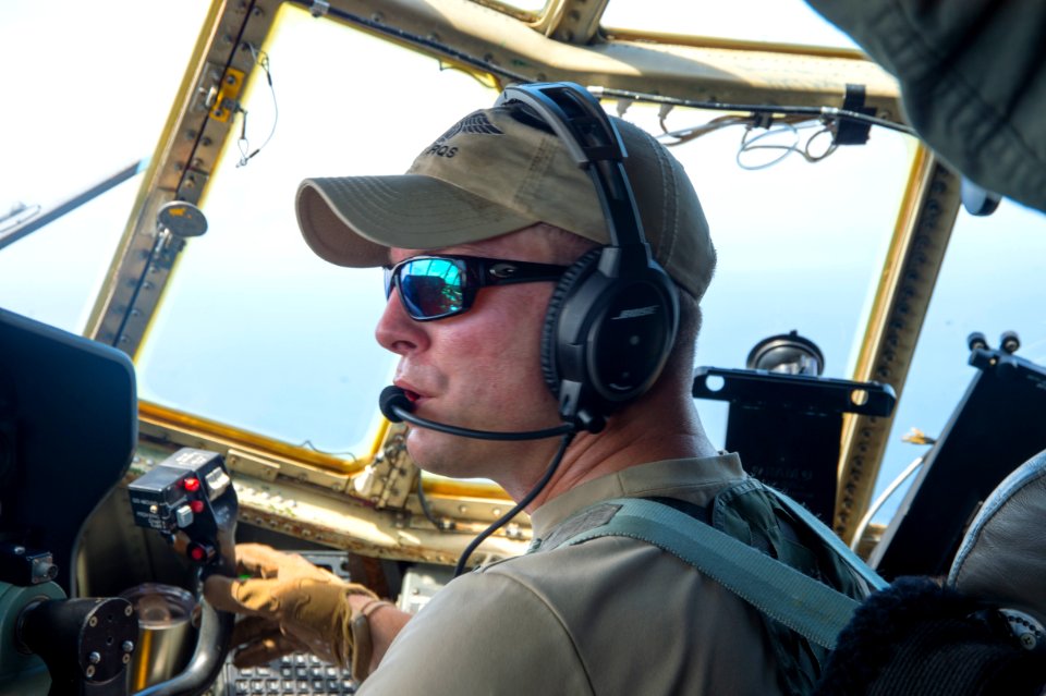 106th Rescue Wing provide rescue support to those effected by Hurrican Irma (37173783335)