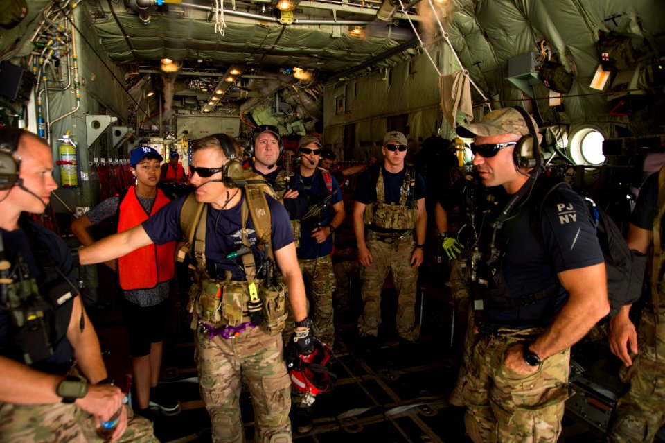 106th Rescue Wing provide rescue support to those effected by Hurrican Irma (36337069404)