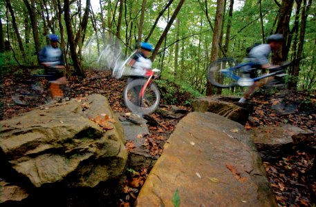 10K mountain bike race over rough terrain