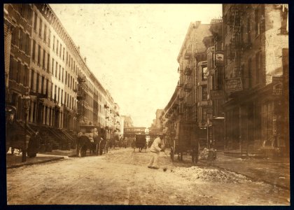 107th St., east from Third Ave., N.Y. A centre for willow plumes. LOC cph.3a31134
