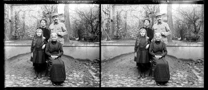 11-11-17. Fismes. Tante Orphise. Adèle. Maurice et Clothilde - Fonds Berthelé - 49Fi1077