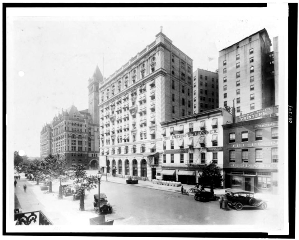 11th & Penna. Ave. Post Office Dept., Evening Star Building LCCN92520217