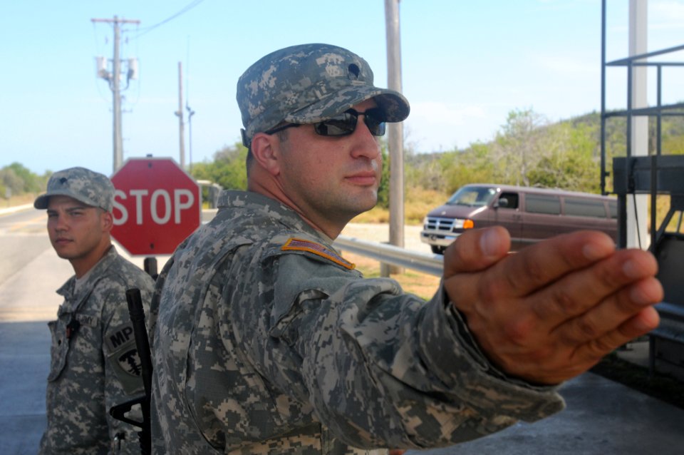 115th MP Company Guard Checkpoint DVIDS280541