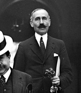 12-8-25, conseil des ministres, départ de M. Painlevé, M. Heilbronner (i.e. Helbronner)