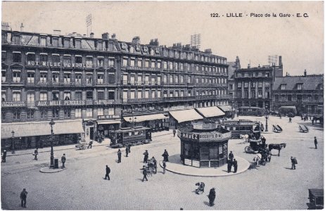 122. - Lille – Place de la Gare - E.C. vº