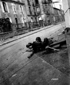 12Fi686 - LIBERATION DE BREST
