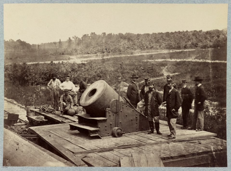 13 inch mortar Dictator in front of Petersburg, Va LCCN2012646269