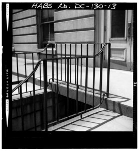 13 iron stair railing street level 029411pu