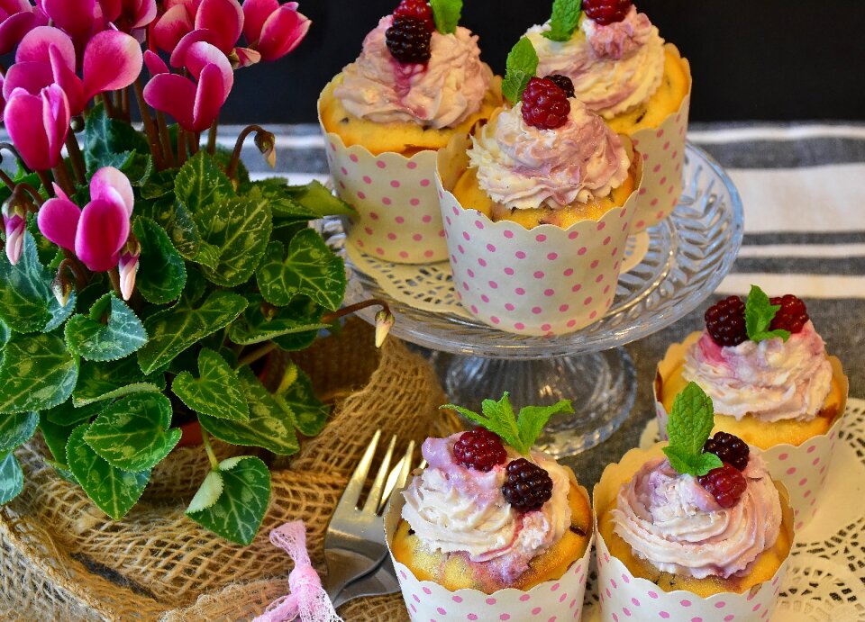 Candy tart cake decorations