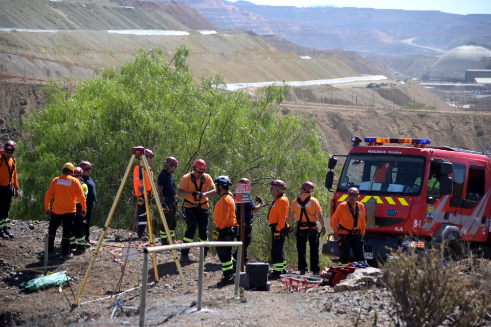 LANZAMIENTO PLAN NACIONAL DE EMERGENCIAS MINERAS (50428376181)