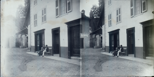 138 - Alphonse et Roseau à Pont de Beauvoisin en Isère à l'Hotel de la Malle - Monavon restaurateur
