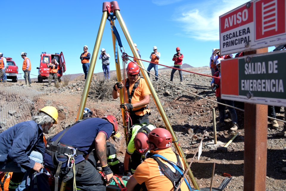 LANZAMIENTO PLAN NACIONAL DE EMERGENCIAS MINERAS (50428377876)