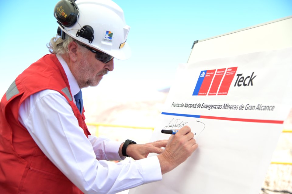 LANZAMIENTO PLAN NACIONAL DE EMERGENCIAS MINERAS (50428539822)