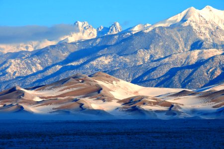 Late Winter Snow on Star Dune and Crestone Peaks (33177152415) photo